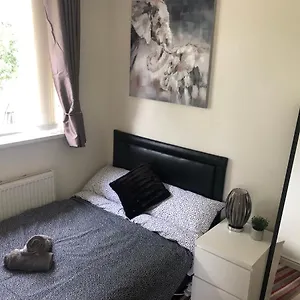 Guest house Cozy Small Double In Quiet Cul-de-sac, Nottingham